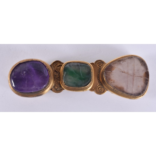 170 - AN 18TH/19TH CENTURY CHINESE BRONZE JADEITE, AMETHYST AND SMOKEY QUARTZ BELT BUCKLE. 9 cm wide.