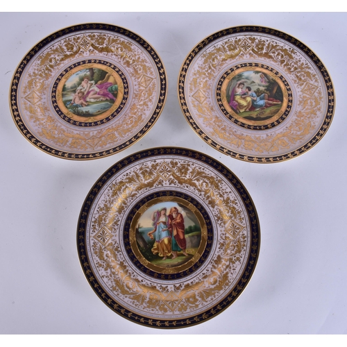 180A - A SUITE OF EARLY 20TH CENTURY AUSTRIAN VIENNA PORCELAIN DESSERT WARES painted with figures in variou... 