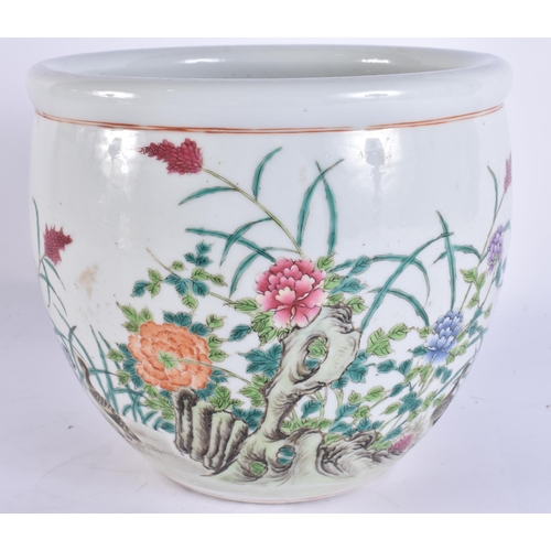 180G - AN EARLY 20TH CENTURY CHINESE FAMILLE ROSE JARDINIERE Late Qing/Republic, of small proportions, pain... 
