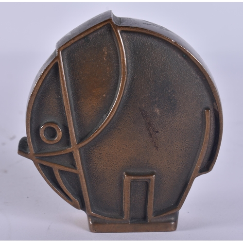 184 - AN UNUSUAL ART DECO BRONZE ELEPHANT PAPERWEIGHT. 8 cm x 6.5 cm.