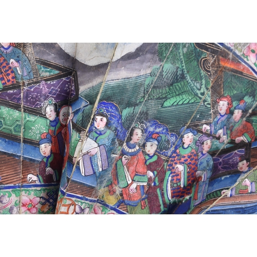 20B - AN UNUSUALLY SMALL EARLY 19TH CENTURY CHINESE EXPORT WATERCOLOUR AND BLACK LACQUER FAN Qing. 32 CM W... 