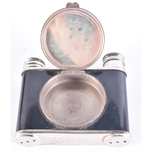 20E - AN UNUSUAL FRENCH VANITY KID NOVELTY CAMERA COMPACT. 6.5 cm wide.
