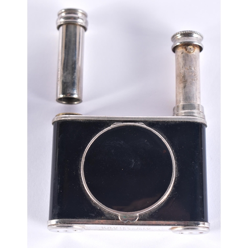 20E - AN UNUSUAL FRENCH VANITY KID NOVELTY CAMERA COMPACT. 6.5 cm wide.