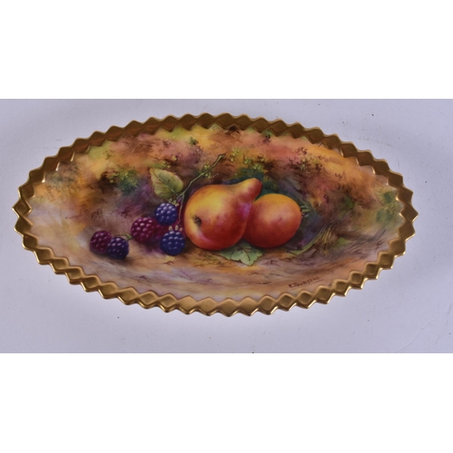 231 - A ROYAL WORCESTER FRUIT PAINTED PORCELAIN DISH by Townsend. 17 cm wide.