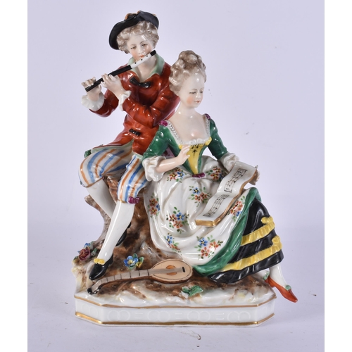 292 - AN ITALIAN NAPLES PORCELAIN FIGURAL GROUP. 18 cm high.