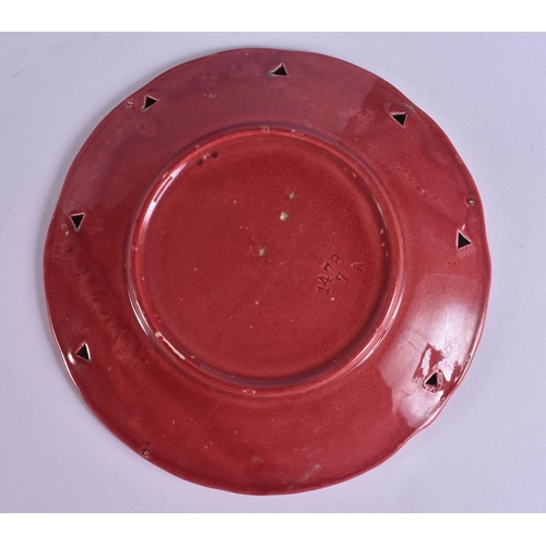 311 - AN EARLY 20TH CENTURY VILLEROY & BOCH POTTERY PART DESSERT SERVICE. Largest 22 cm wide. (8)