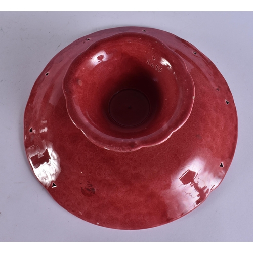 311 - AN EARLY 20TH CENTURY VILLEROY & BOCH POTTERY PART DESSERT SERVICE. Largest 22 cm wide. (8)