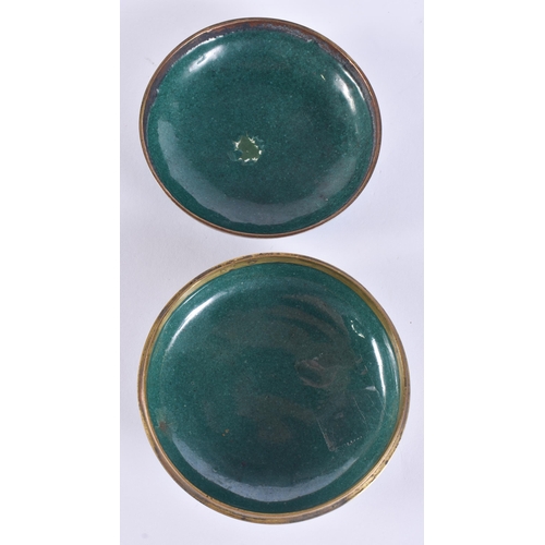 40E - A 19TH CENTURY CHINESE CLOISONNE ENAMEL CIRCULAR BOX AND COVER decorated with foliage. 9 cm diameter... 