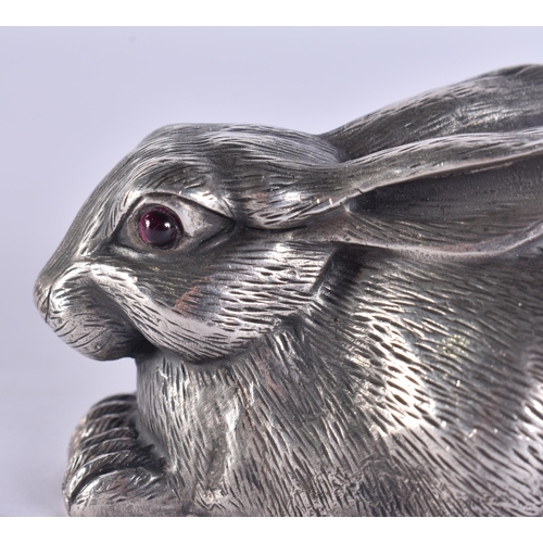 40H - A CONTINENTAL SILVER FIGURE OF A HARE. 86 grams. 7 cm wide.