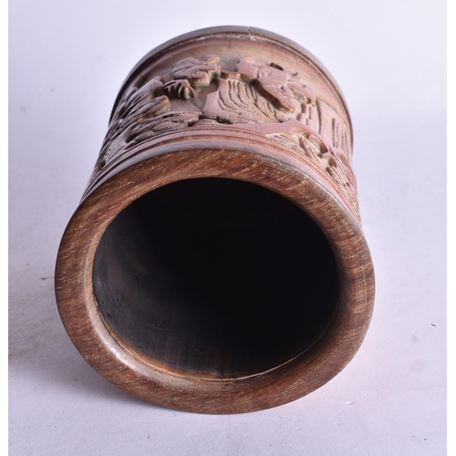 481 - A CHINESE QING DYNASTY BAMBOO BRUSH POT. 15 cm x 11 cm.