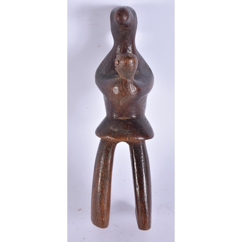 613 - AN UNUSUAL ANTIQUE TRIBAL ZULU AFRICAN FIGURE. 18 cm high.