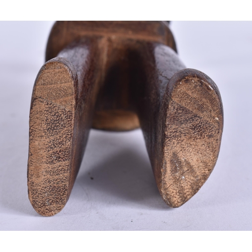 613 - AN UNUSUAL ANTIQUE TRIBAL ZULU AFRICAN FIGURE. 18 cm high.