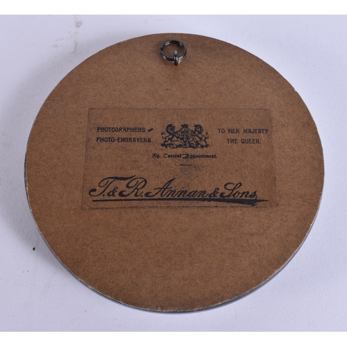 624 - A MILITARY DEATH PLAQUE. 12.75 cm wide.