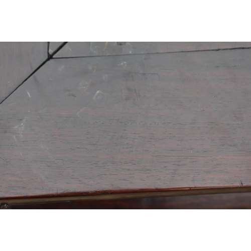 748 - A FINE AND LARGE CHINESE QING DYNASTY CARVED HONGMU DAY BED Ex Sotheby's, of monumental proportions.... 