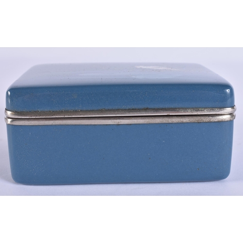 80B - AN EARLY 20TH CENTURY JAPANESE MEIJI PERIOD CLOISONNE ENAMEL BOX AND COVER decorated with a bird mir... 