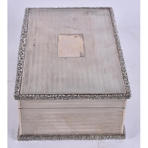 957 - AN ANTIQUE ENGLISH SILVER BOX. London 1925. 594 grams overall. 14 cm x 8 cm.