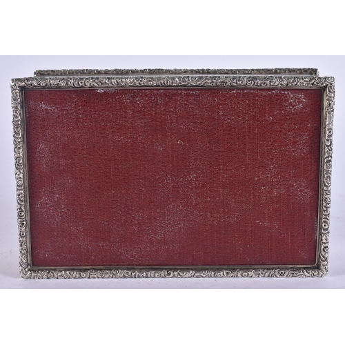 957 - AN ANTIQUE ENGLISH SILVER BOX. London 1925. 594 grams overall. 14 cm x 8 cm.