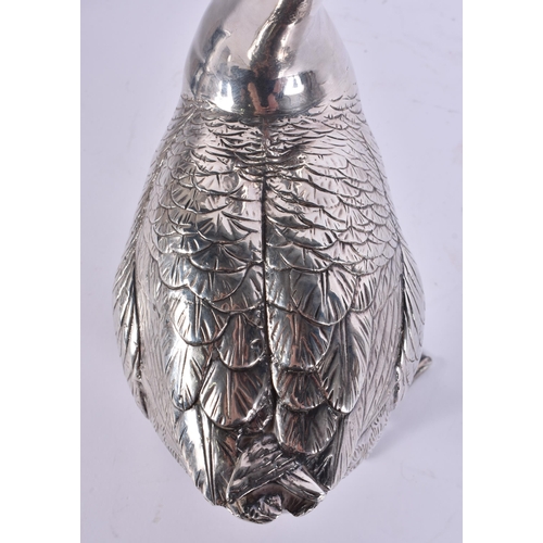 998 - A LOVELY LARGE LATE 19TH CENTURY JAPANESE MEIJI PERIOD SILVER OKIMONO OF A GOOSE. 1494 grams. Okimon... 