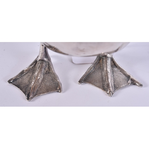 998 - A LOVELY LARGE LATE 19TH CENTURY JAPANESE MEIJI PERIOD SILVER OKIMONO OF A GOOSE. 1494 grams. Okimon... 