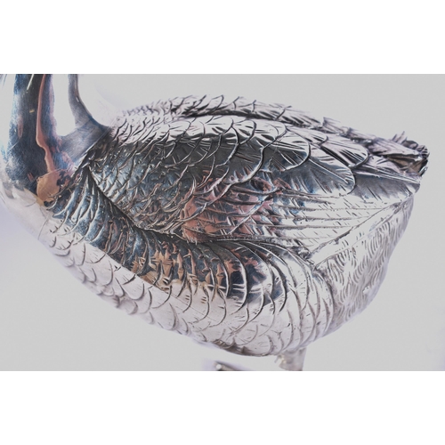 998 - A LOVELY LARGE LATE 19TH CENTURY JAPANESE MEIJI PERIOD SILVER OKIMONO OF A GOOSE. 1494 grams. Okimon... 