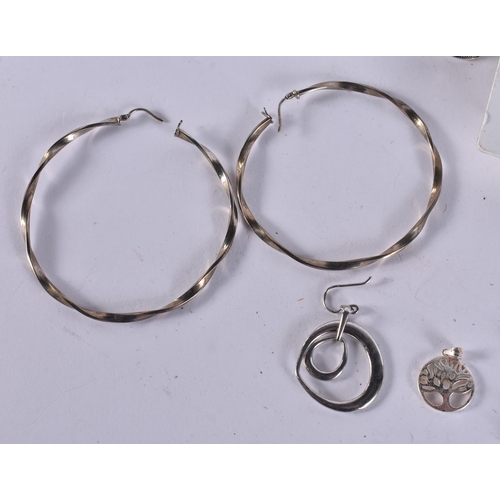1075 - SILVER JEWELLERY. 210 grams overall. (qty)
