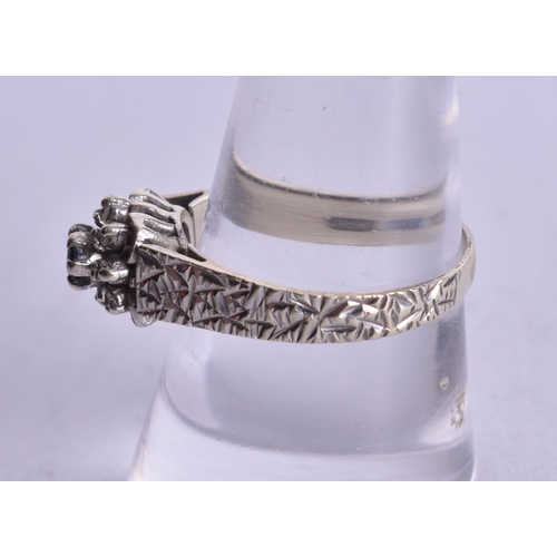 1089 - 9ct white gold diamond sapphire cluster ring (3.4g). P.