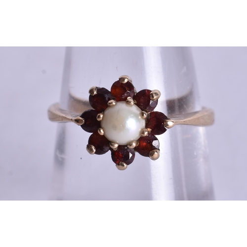 1173 - 9ct gold garnet split pearl cluster ring (2g). M.