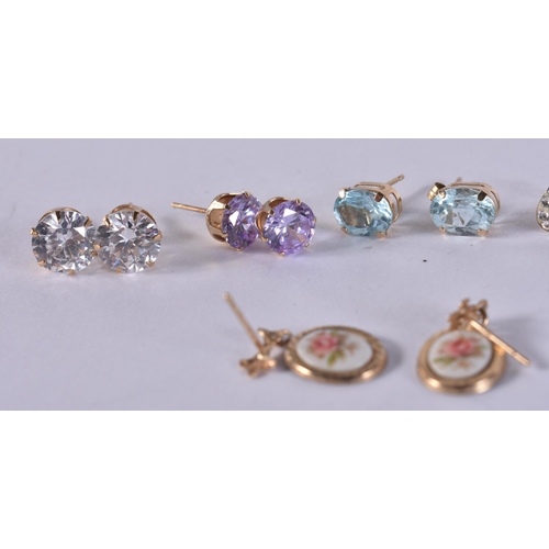 1219 - JEWELLERY. 6.1 grams. (qty)