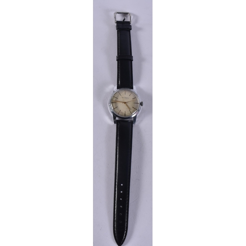 1228 - A BOREL WRISTWATCH. Running. 3.75 cm wide.