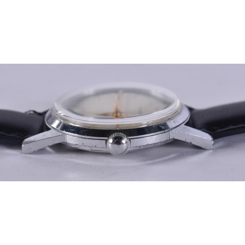 1228 - A BOREL WRISTWATCH. Running. 3.75 cm wide.