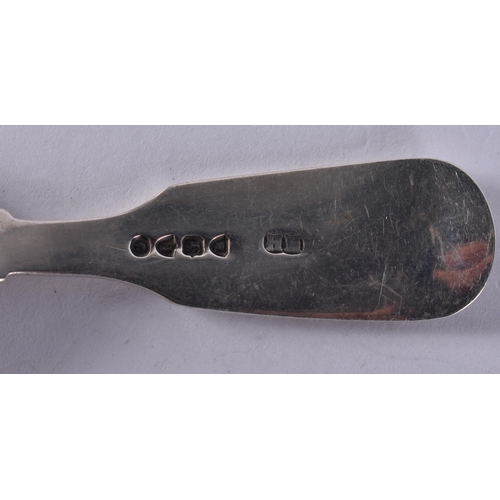 1230 - A VICTORIAN SILVER CADDY SPOON. London 1877. 18.4 grams. 10.25 cm long.