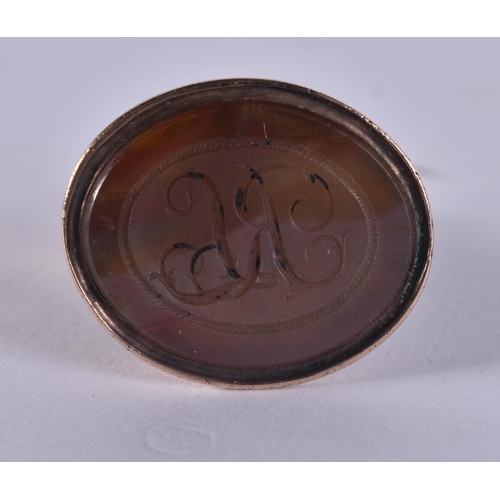 1233 - AN ANTIQUE AGATE SEAL. 13.3 grams. 4.5 cm x 2.5 cm.
