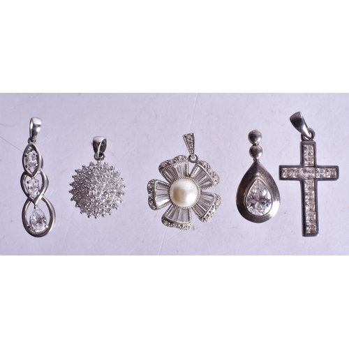 1422 - Collection of Sterling Silver Pendants inc. Stone Set, Cross x 12 (44g).