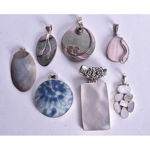 1423 - Collection of Sterling Silver Gemstone Pendants inc. Mother of Pearl x 7 (98g).