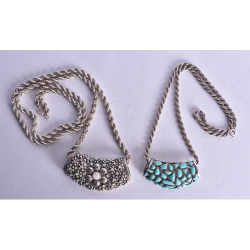 1432 - Collection of Sterling Silver Necklaces inc. Chains, Pendants x 2 (132g).