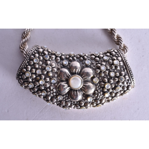 1432 - Collection of Sterling Silver Necklaces inc. Chains, Pendants x 2 (132g).