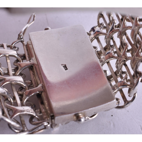 1448 - Sterling Silver Wide Bracelet Set with Mother of Pearl (104g). 15 cm wide.
