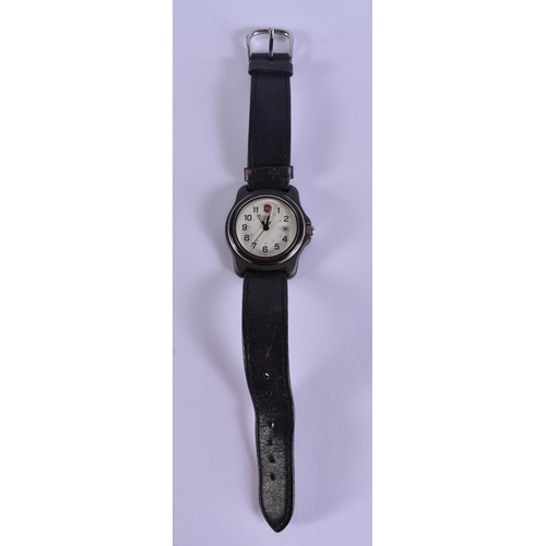 1580 - A Swiss Army Watch.  Not working, 3.5cm incl crown