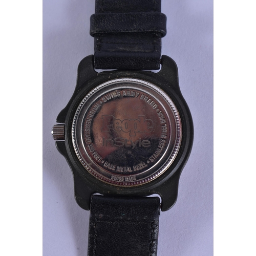 1580 - A Swiss Army Watch.  Not working, 3.5cm incl crown