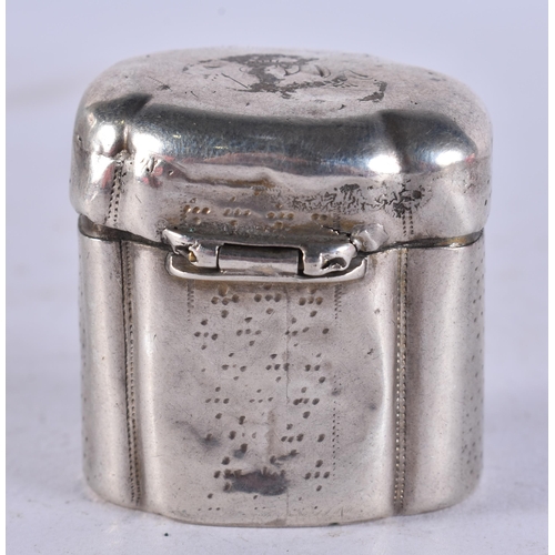 1624 - A Continental Silver Snuff Box.  Dutch Marks.  3.5cm x 3.6cm x 2.7cm, weight 20.8g