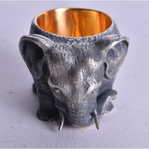 1742 - A Continental Silver Elephant Table Salt with Gilt interior.  Stamped 84.  3cm x 4.7cm x 3.4cm, weig... 