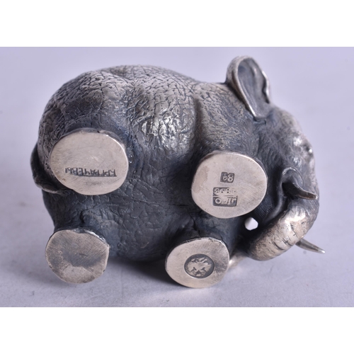 1742 - A Continental Silver Elephant Table Salt with Gilt interior.  Stamped 84.  3cm x 4.7cm x 3.4cm, weig... 