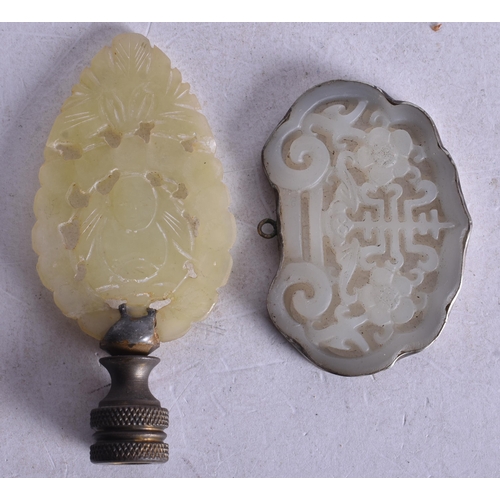 1819 - A Carved Jade Finial and Pendant.  Finial 8.2cm x 3.8cm, total weight 44.3g (2)