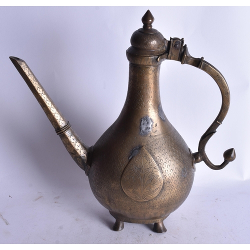 1858 - AN ANTIQUE ISLAMIC BRONZE AFTABA EWER. 29 cm high.