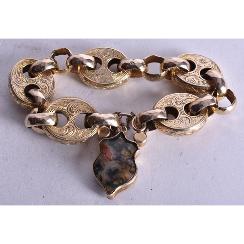 1866 - A Victorian 9 Carat Gold Bracelet with a Scottish Agate Inset Clasp in a Harrods of Knightsbridge Bo... 
