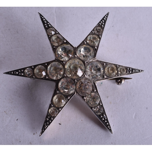 1868 - A Howell & James of Regent Street Victorian Silver Gilt Star Brooch set with Paste Stones in Origina... 