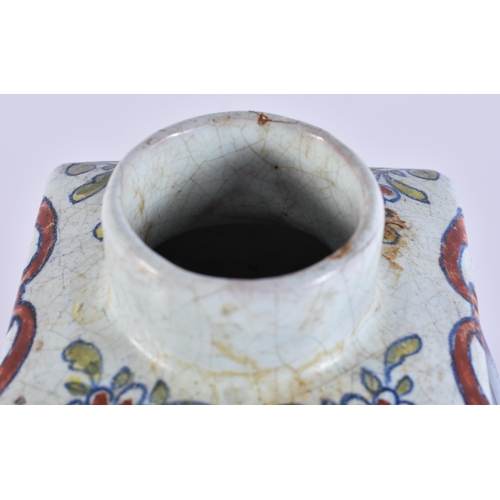 1941 - AN ANTIQUE DUTCH DELFT FAIENCE POTTERY TEA CADDY. 13.5 cm high.