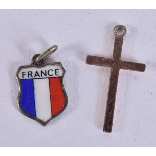 1993 - A ROLLED GOLD BROOCH together other jewellery. 9 grams. (qty)