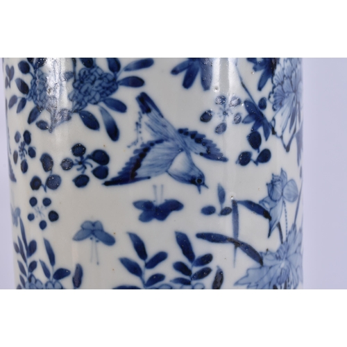 2006 - A LARGE 19TH CENTURY CHINESE BLUE AND WHITE PORCELAIN VASE Qing, painted with birds and foliage. 36 ... 