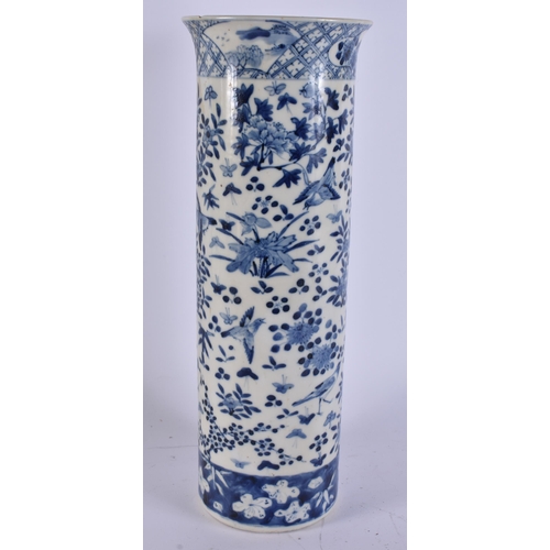 2006 - A LARGE 19TH CENTURY CHINESE BLUE AND WHITE PORCELAIN VASE Qing, painted with birds and foliage. 36 ... 